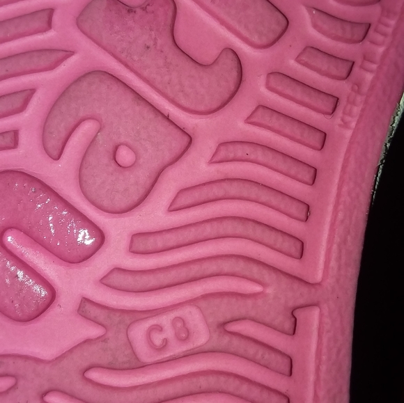 Native Shoes - Picture 4 of 7